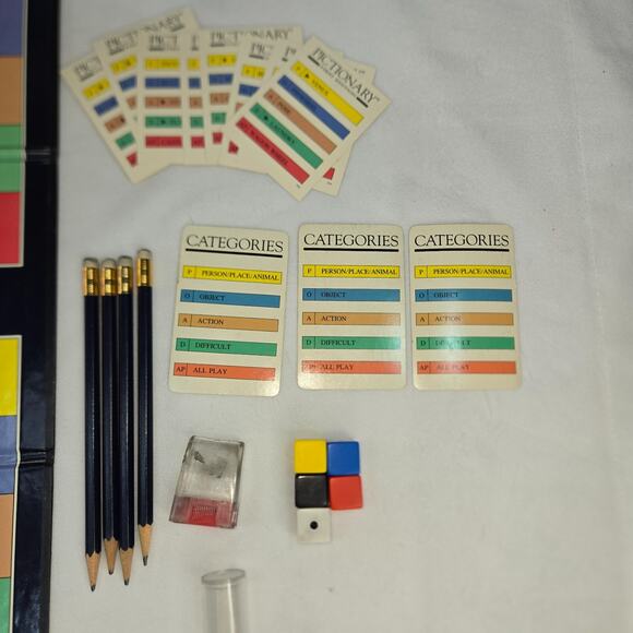 Pictionary First Edition Drawing Game 1985 Vintage Complete Original Pieces - Picture 6 of 16